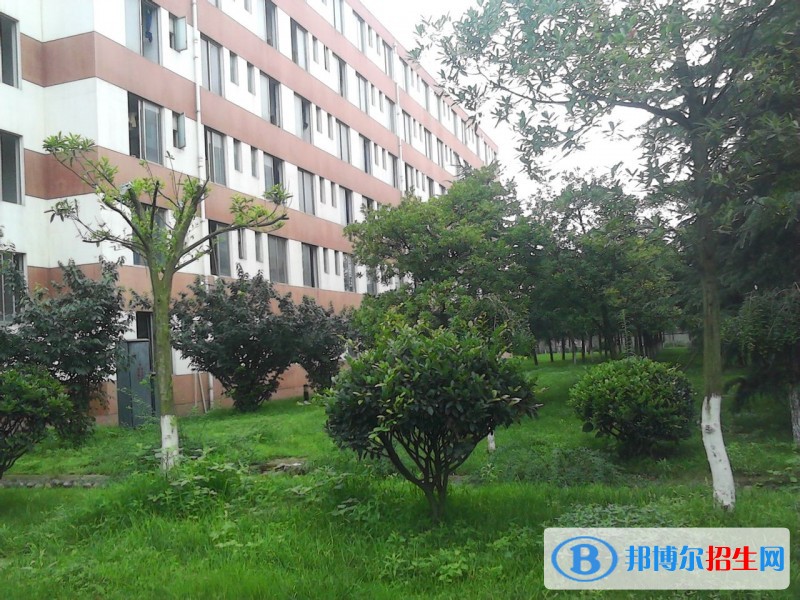 綿陽沒有高中畢業(yè)證可以讀中專學校嗎