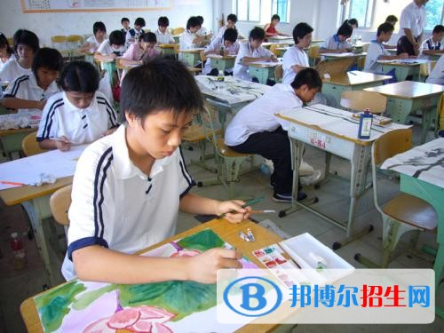 云南有名的中專學校