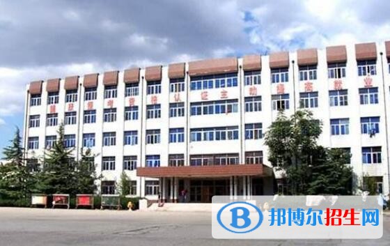 石家莊科技職業(yè)學(xué)院?jiǎn)握泻?jiǎn)章