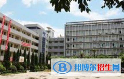 四川中專學(xué)校讀出來是什么文憑