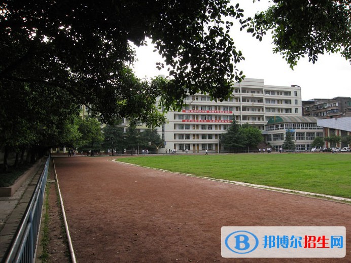 四川中專學校有用嗎