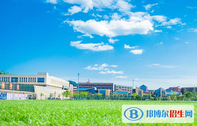 四川科技職業(yè)學(xué)院五年制大專2019年報(bào)名條件、招生對象