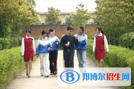 四川女生上什么中專學校好
