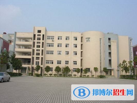 貴州高中畢業(yè)可以讀中專學校嗎