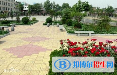 四川哪個中專學校好