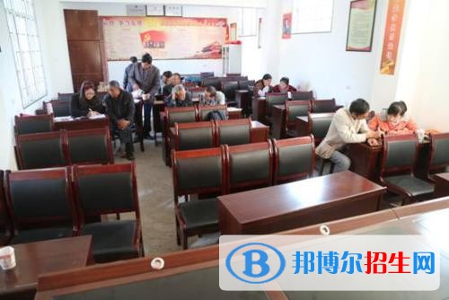 大理讀中專學校需要什么證件