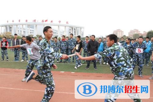 曲靖中專學(xué)校什么專業(yè)好