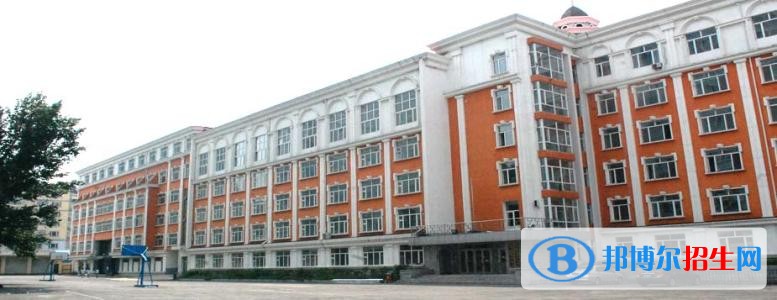 玉溪中專學(xué)校學(xué)什么好找工作