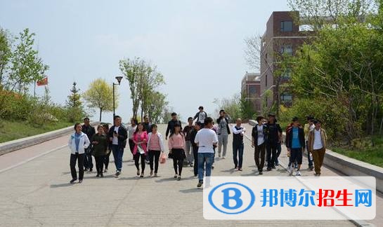 六盤水沒初中畢業(yè)證能去中專學校