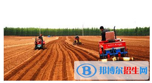 紅河初中沒讀完可以讀中專學校嗎