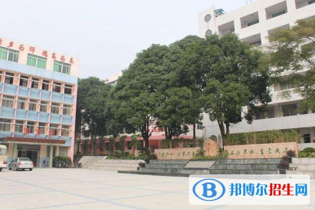 六盤(pán)水高中畢業(yè)可以上中專(zhuān)學(xué)校嗎