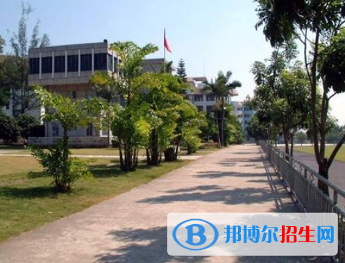 廣東惠州農(nóng)業(yè)學(xué)校2018年報(bào)名條件、招生對象