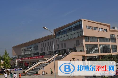 四川財經職業(yè)學院五年制大專學校地址