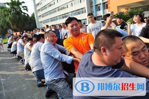楚雄高中沒讀完可以讀中專學校嗎