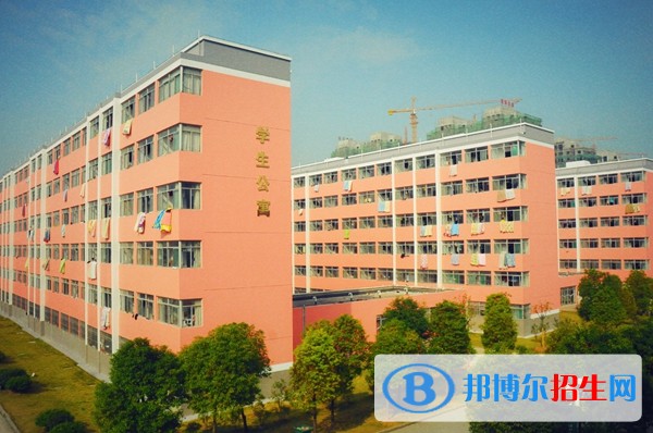 安徽汽車職業(yè)技術學院單招報名時間