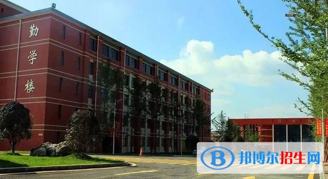 貴州電子商務(wù)職業(yè)技術(shù)學(xué)院五年制大專2019年報(bào)名條件、招生對(duì)象