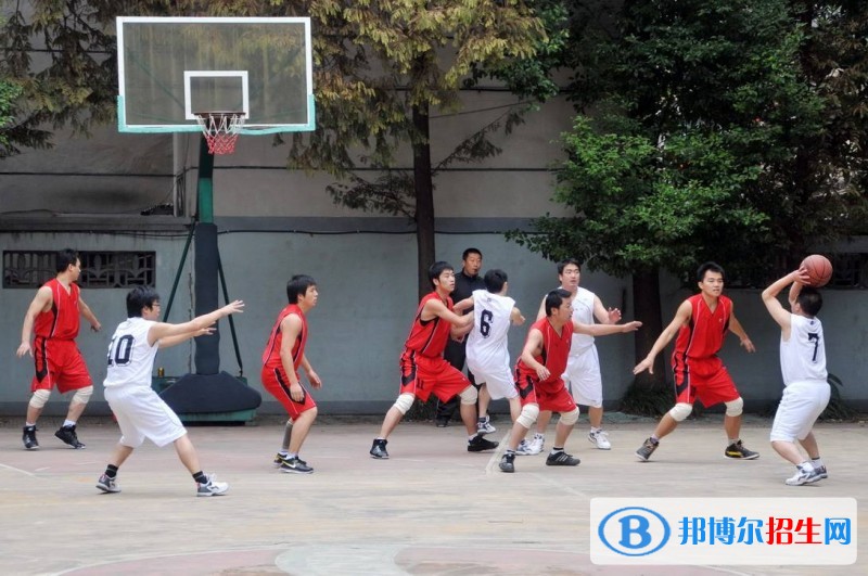 巴中女生上什么中專學校好