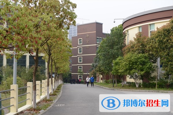 浙江安防職業(yè)技術(shù)學(xué)院?jiǎn)握谐煽?jī)查詢(xún)時(shí)間