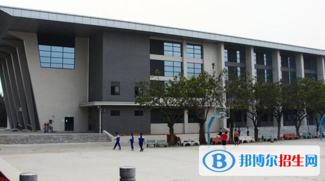 東莞塘廈理工學(xué)校有哪些專業(yè)