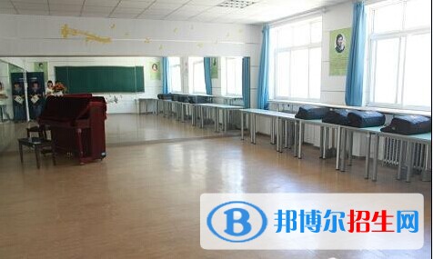 巴中讀什么中專學校好