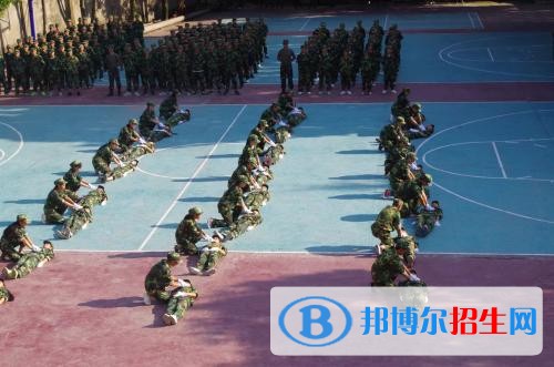 巴中去讀中專學校學什么對以后好一點