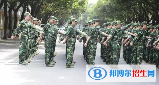 巴中中專(zhuān)學(xué)校里面都有哪些專(zhuān)業(yè)