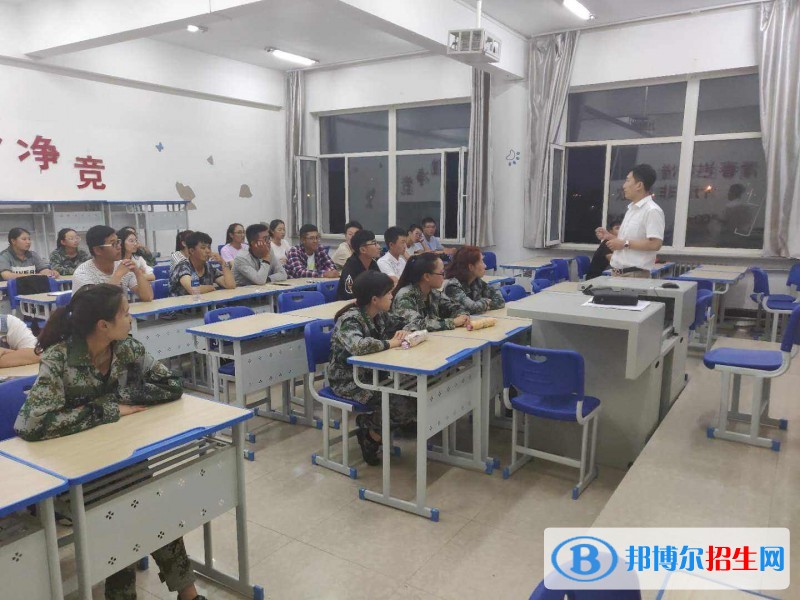 南充女生在中專學校學什么好