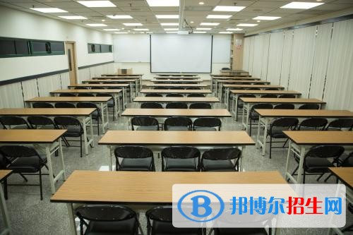 巴中職高和中專學(xué)校有哪些區(qū)別