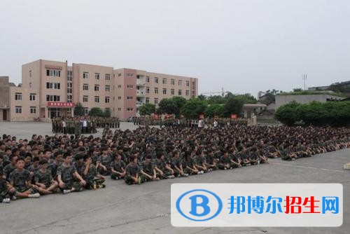 成都現(xiàn)代職業(yè)技術(shù)學(xué)院五年制大專學(xué)校宿舍