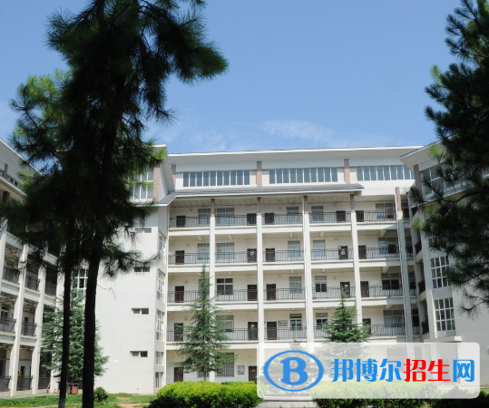 湘西民族職業(yè)技術(shù)學(xué)院?jiǎn)握泻?jiǎn)章