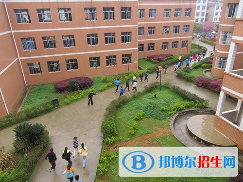 安順適合初中畢業(yè)的中專學(xué)校