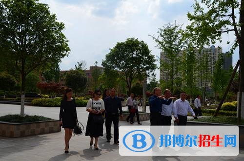 安順高中女生上什么中專學校好