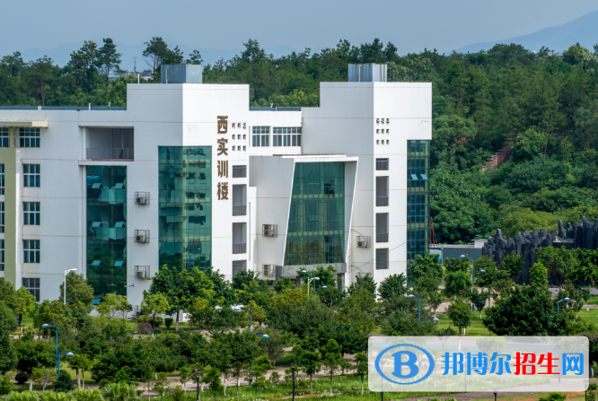 江西應(yīng)用技術(shù)職業(yè)學(xué)院單招成績查詢時(shí)間