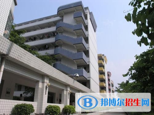 呂梁衛(wèi)生學(xué)校2019年報(bào)名條件、招生對(duì)象