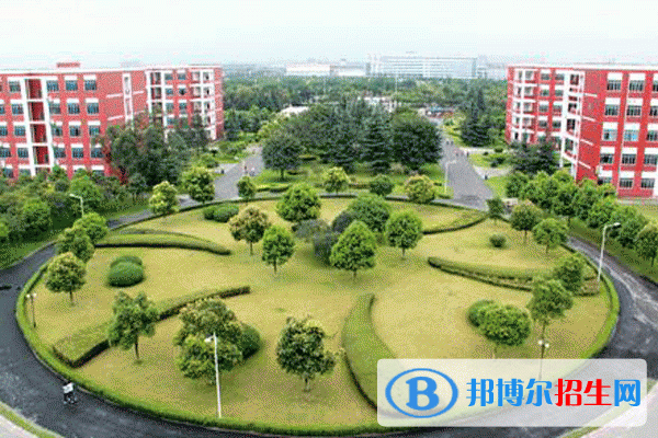 四川信息職業(yè)技術(shù)學院五年制大專收費標準