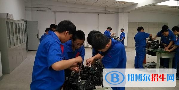 內(nèi)江中專學(xué)校哪個好