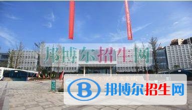 南充中專學校是中專嗎