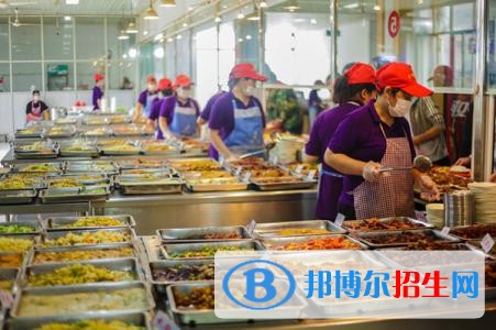 五臺縣職業(yè)中學(xué)宿舍條件
