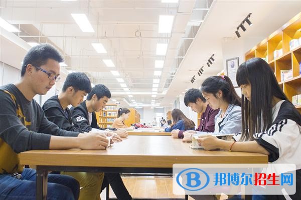 四川希望汽車職業(yè)學(xué)院五年制大專學(xué)校報名條件