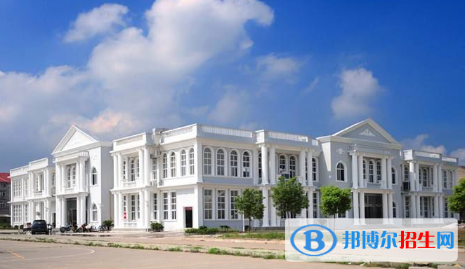 荊州職業(yè)技術(shù)學(xué)院2019年單招錄取分?jǐn)?shù)線