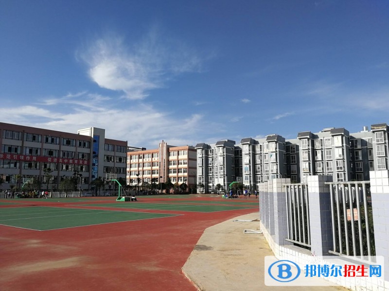 安順中專學(xué)校好嗎