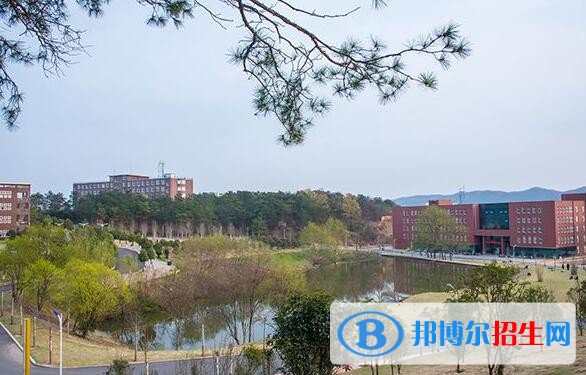 信陽學(xué)院單招報(bào)名時(shí)間