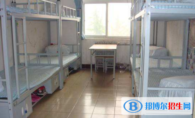 中山黃圃理工學校宿舍條件