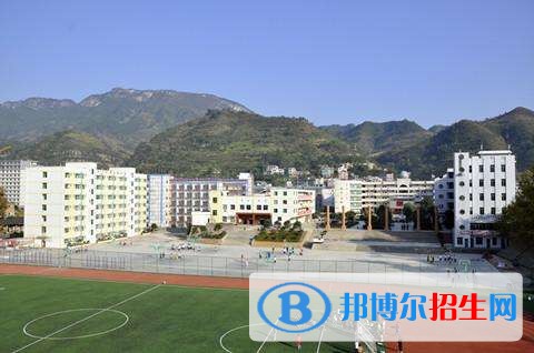 銅仁初中沒讀完可以讀中專學校嗎