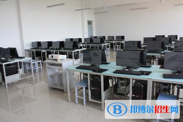 內(nèi)江中專學校有哪些專業(yè)比較好