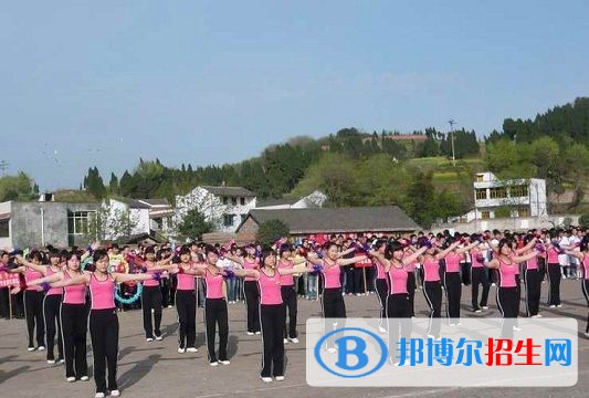 資陽初中畢業(yè)讀中專學(xué)校好嗎