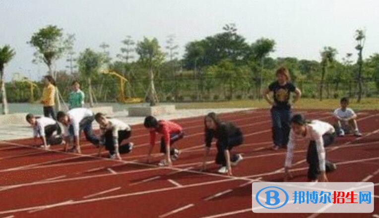佛山體育運動學校招辦聯(lián)系電話