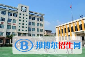 樂(lè)山中專學(xué)?？梢钥即髮W(xué)嗎