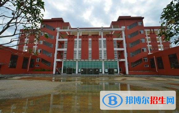 銅仁讀中專學校要高中畢業(yè)證嗎