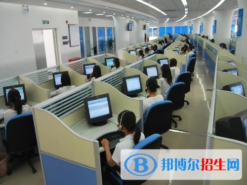 眉山高中女生上什么中專學校好